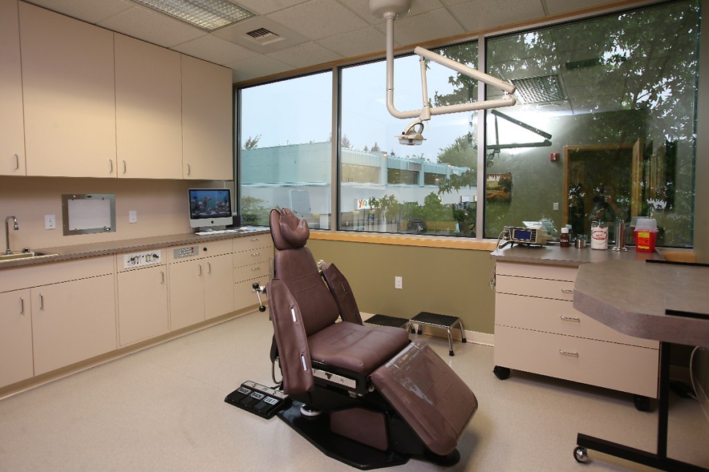 Tacoma Office, Oral Surgery & Periodontics