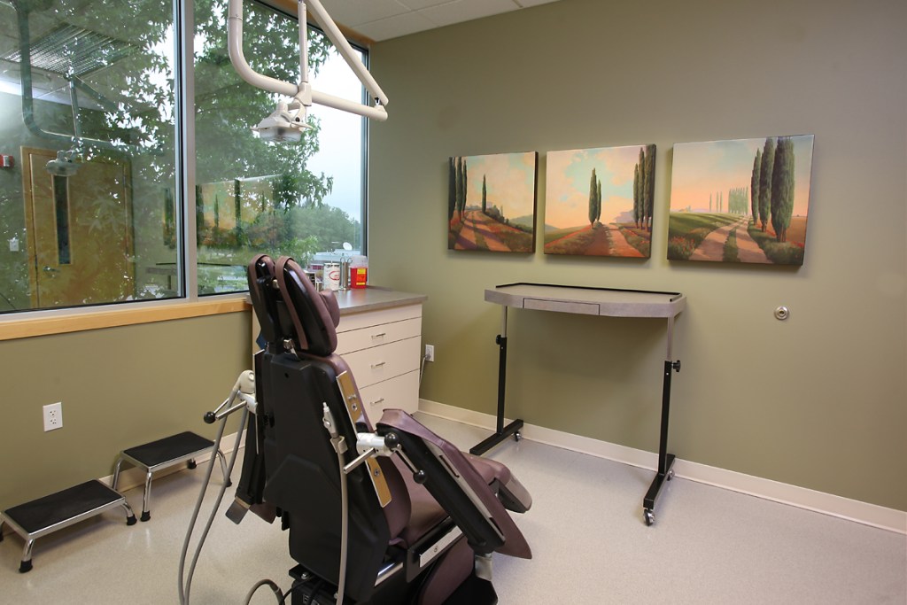 Tacoma Office, Oral Surgery & Periodontics