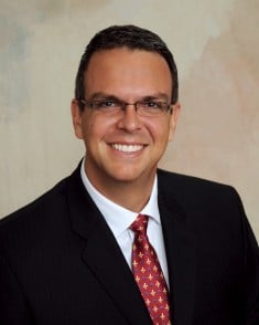 Dr Manuel La Rosa, Oral Surgeon in Tacoma, Gig Harbor, Vashon Island WA
