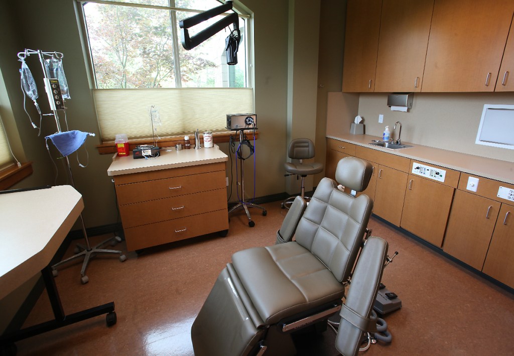 Gig Harbor office, Oral Surgery & Periodontics